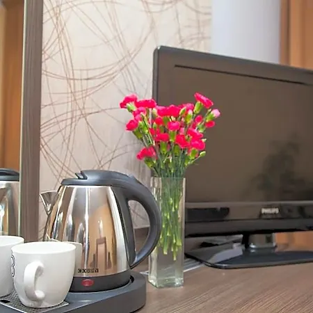 Ikar Hotel 3*